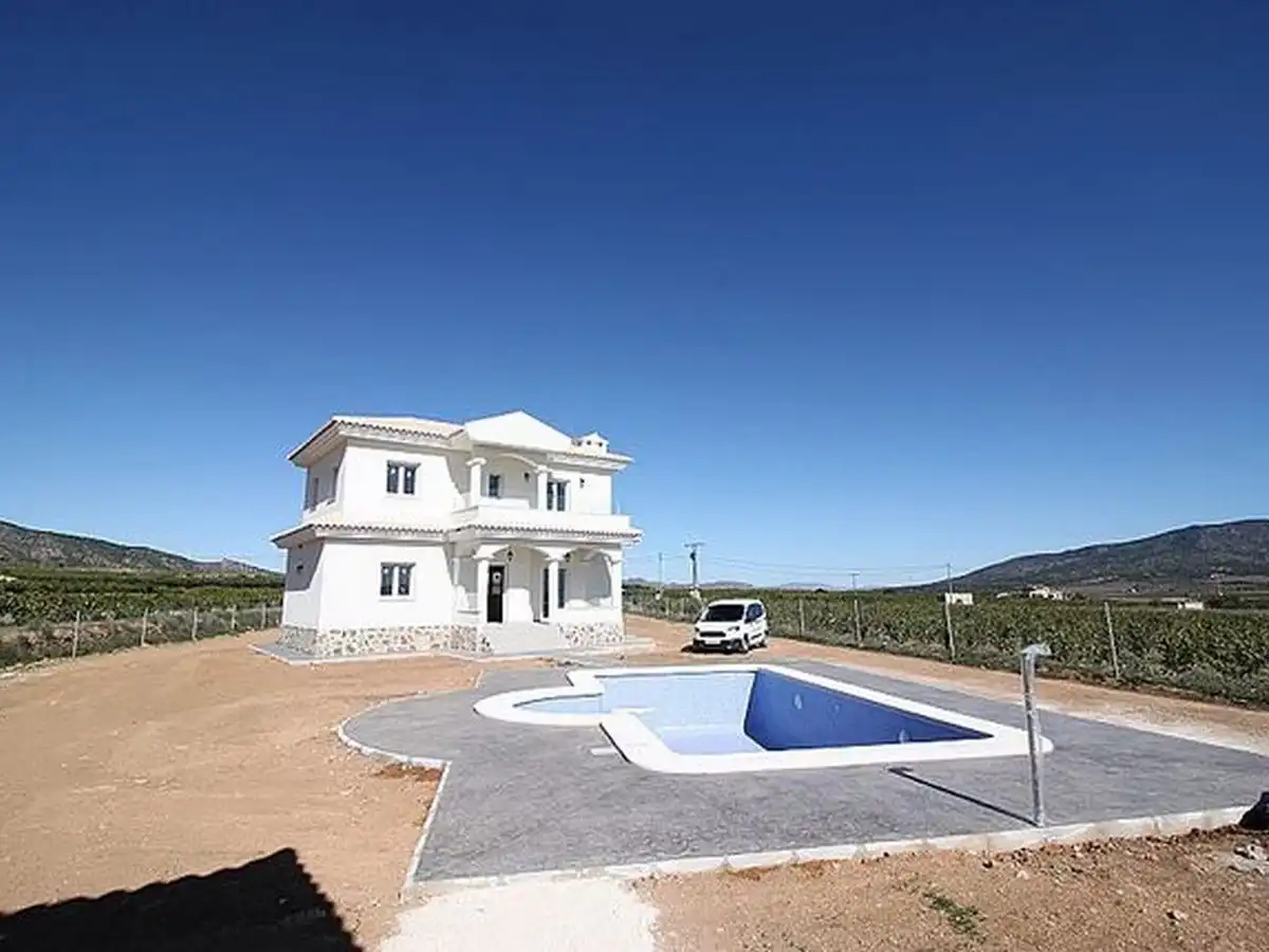 House for sale in El Pinós / Pinoso, imagen 2