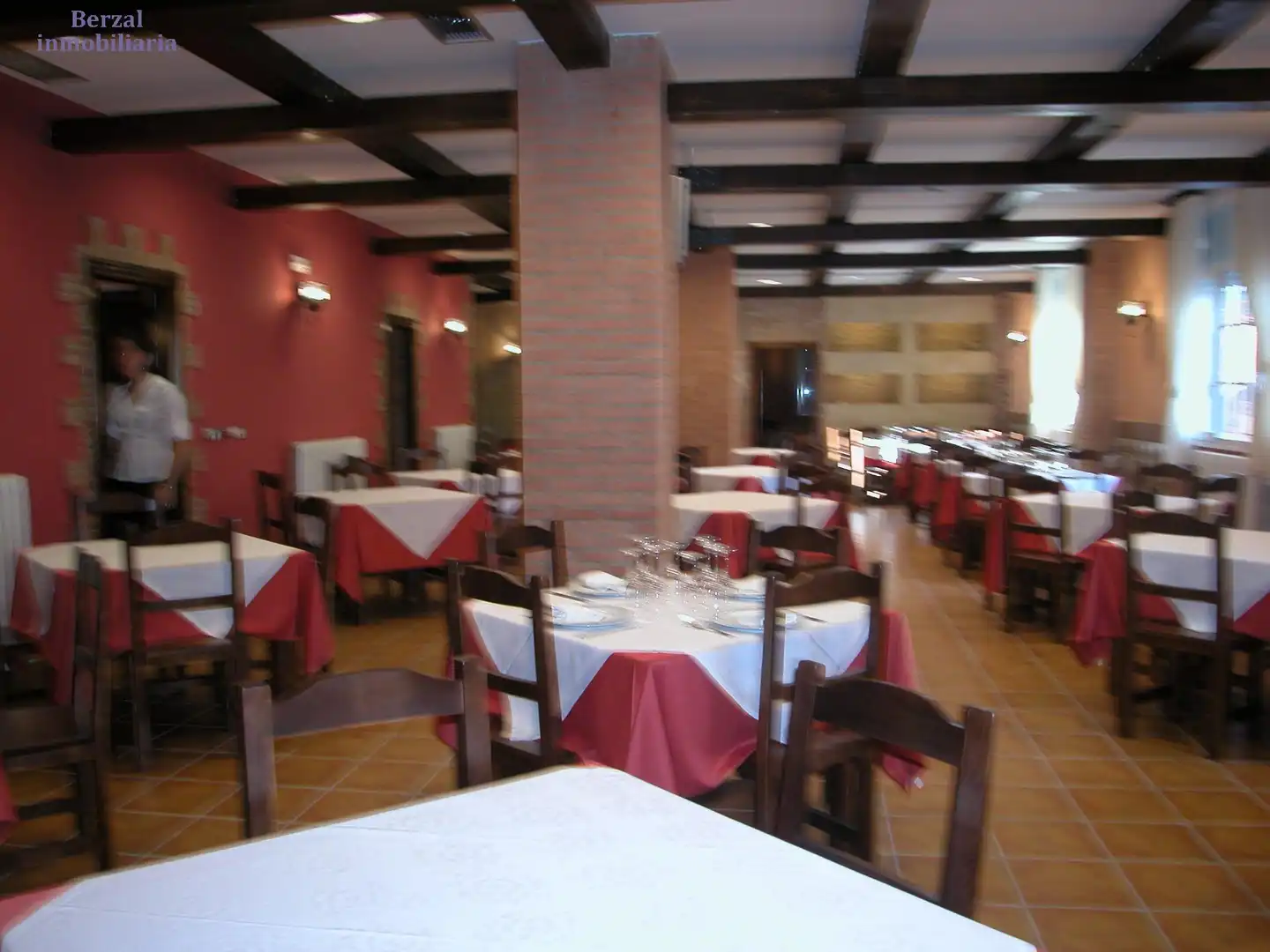 Commercial properties for sale in Galilea  with Air Conditioner and Furnished