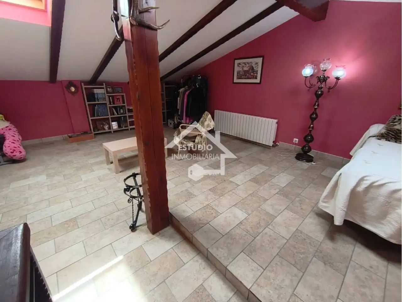 Houses for sale in Alesanco  with Heating, Private garden and Furnished