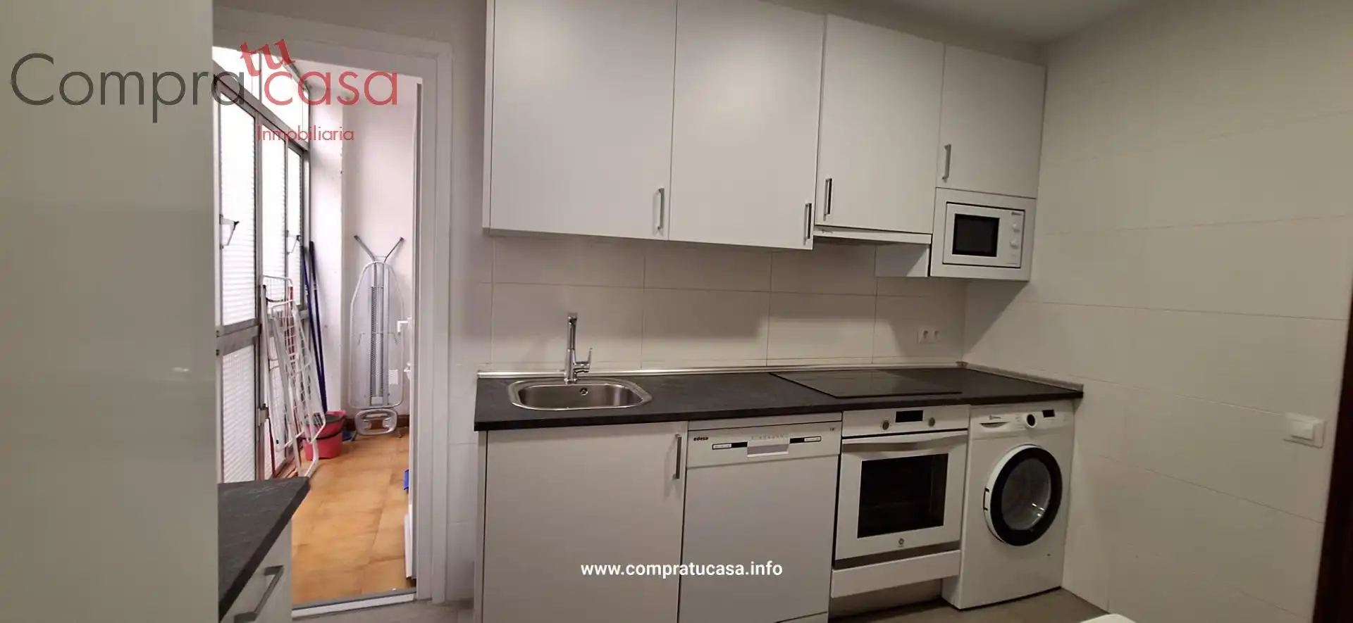 Cocina de Piso de alquiler en Segovia con Calefacción, Terraza y Amueblado