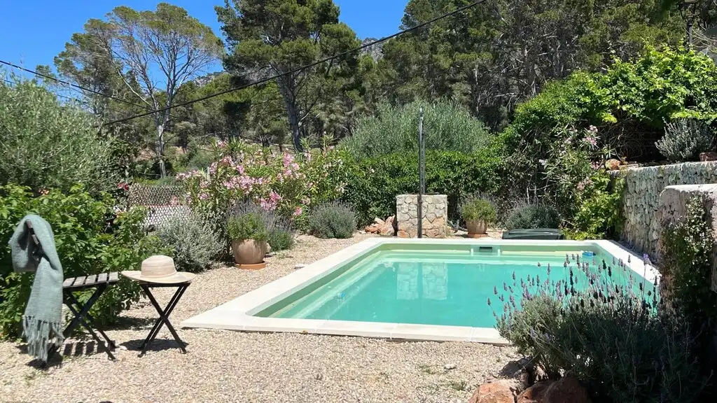 Swimming pool of Houses for sale in Banyalbufar  with Air Conditioner, Private garden and Terrace