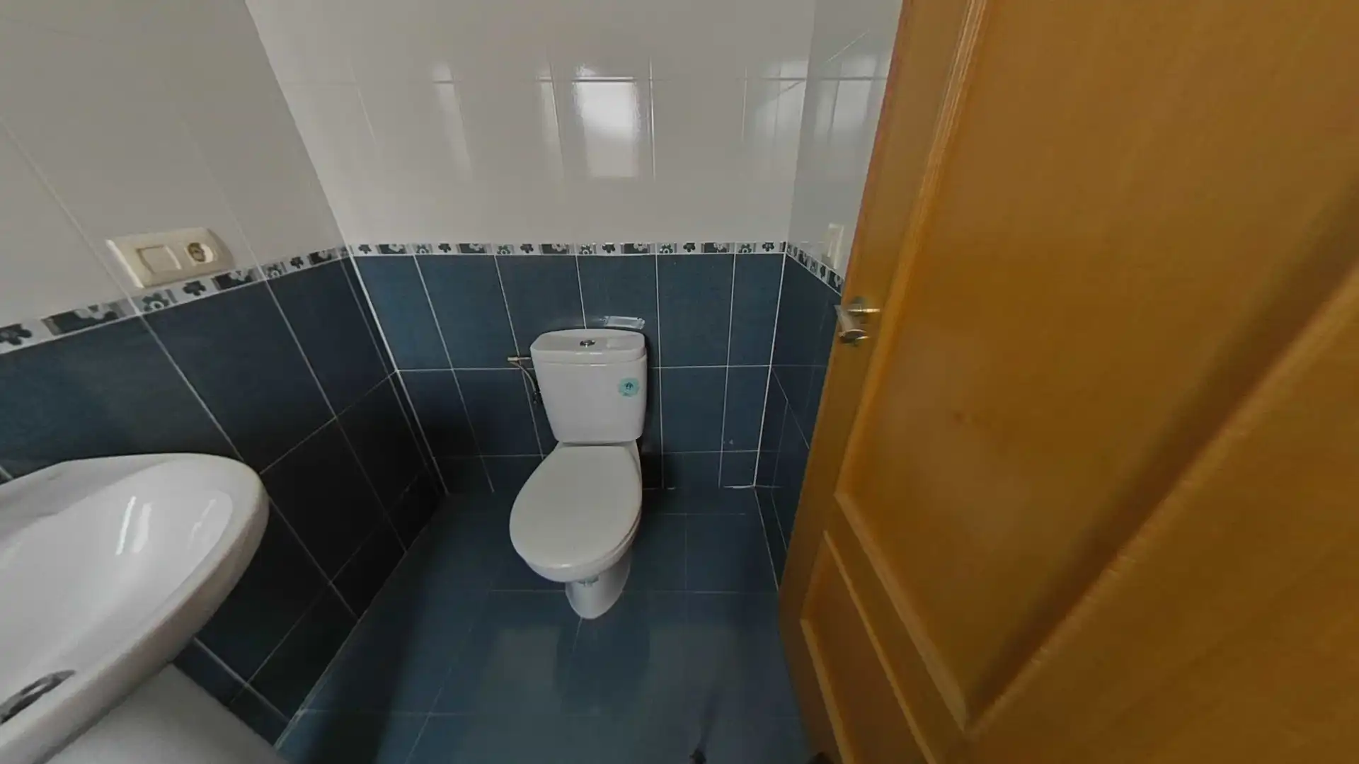 Bathroom of Apartments for sale in Cofrentes