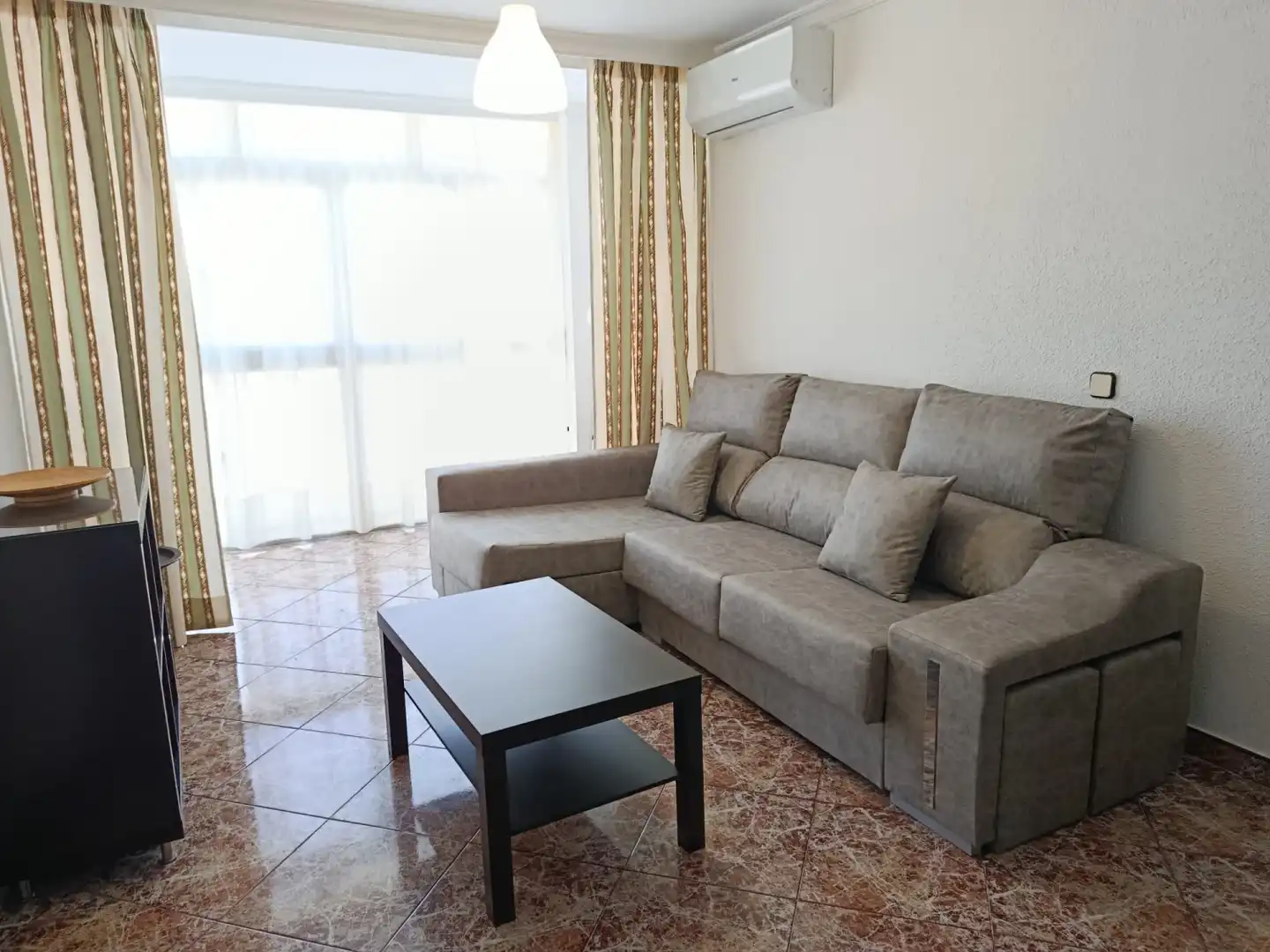 Living room of Flat for rent in Málaga Capital  with Furnished
