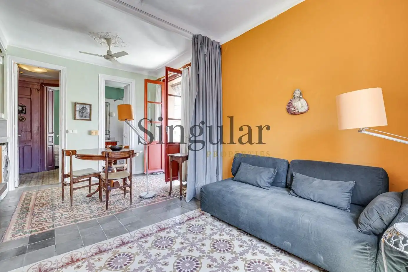 Habitación de Piso en venta en Barcelona con Balcón
