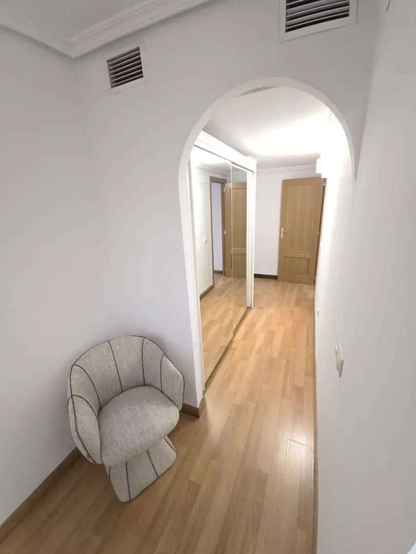 Flat for rent in GARCIA PLATA DE OSMA, Centro
