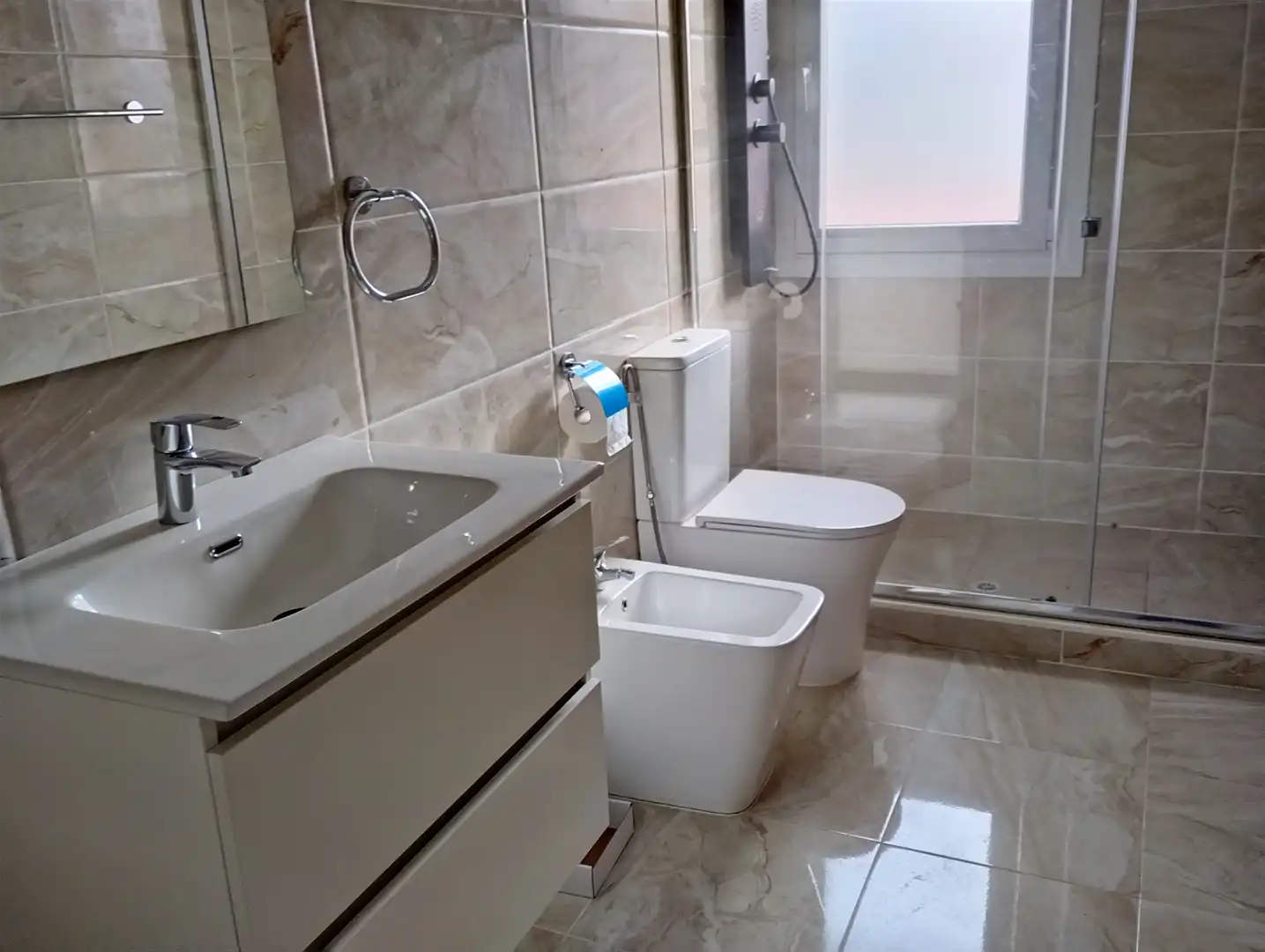 Baño de Casa o chalet en venta en Medina de Pomar con Calefacción, Jardín privado y Parquet
