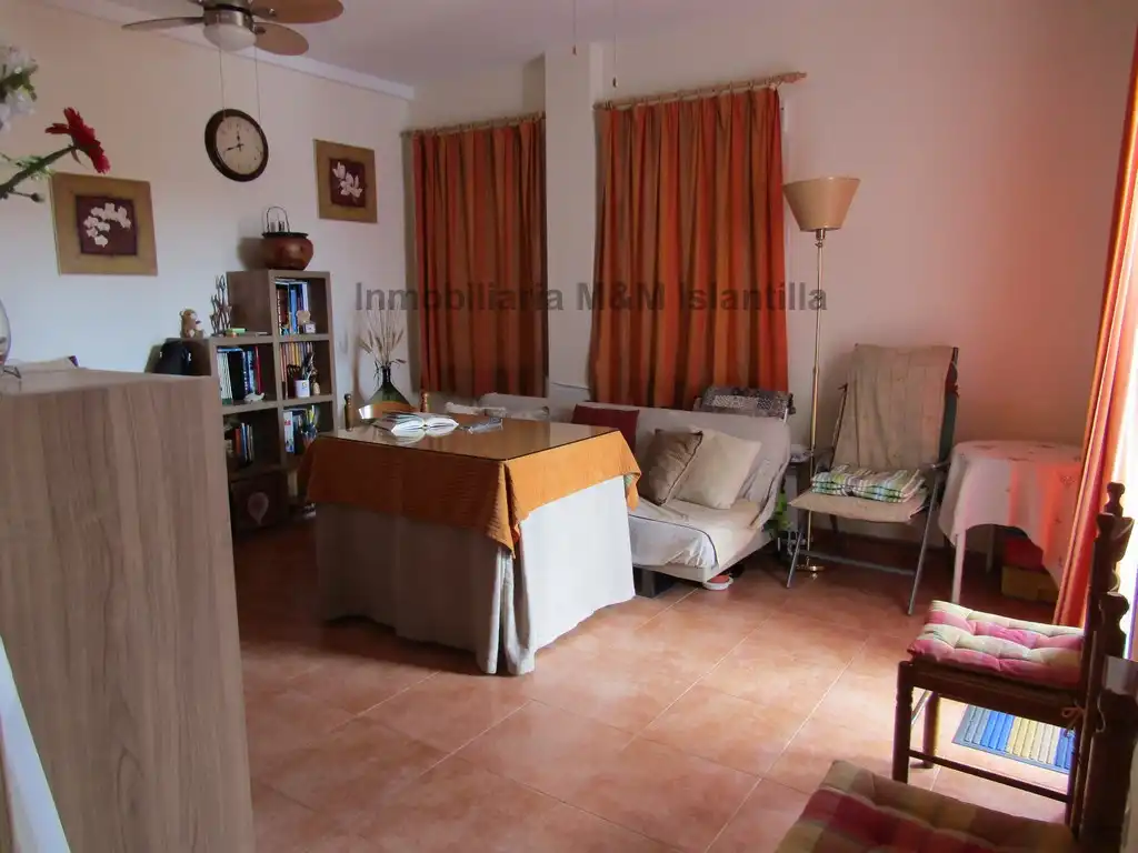Sala de estar de Piso en venta en Isla Cristina con Aire acondicionado, Terraza y Amueblado