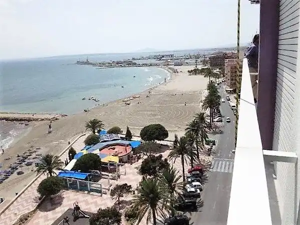 Schlafzimmer von Wohnung zur Miete in Santa Pola mit Möbliert, Waschmaschine und Mikrowelle