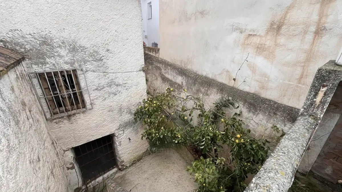 Balcony of Detached homes for sale in Colmenar