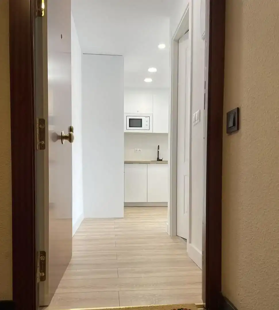 Kitchen of Flat for rent in  Madrid Capital  with Air Conditioner and Swimming Pool
