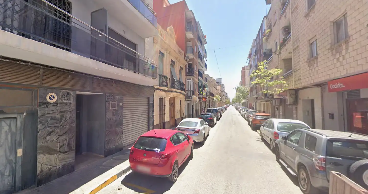 Vista exterior de Pis en venda en Burjassot