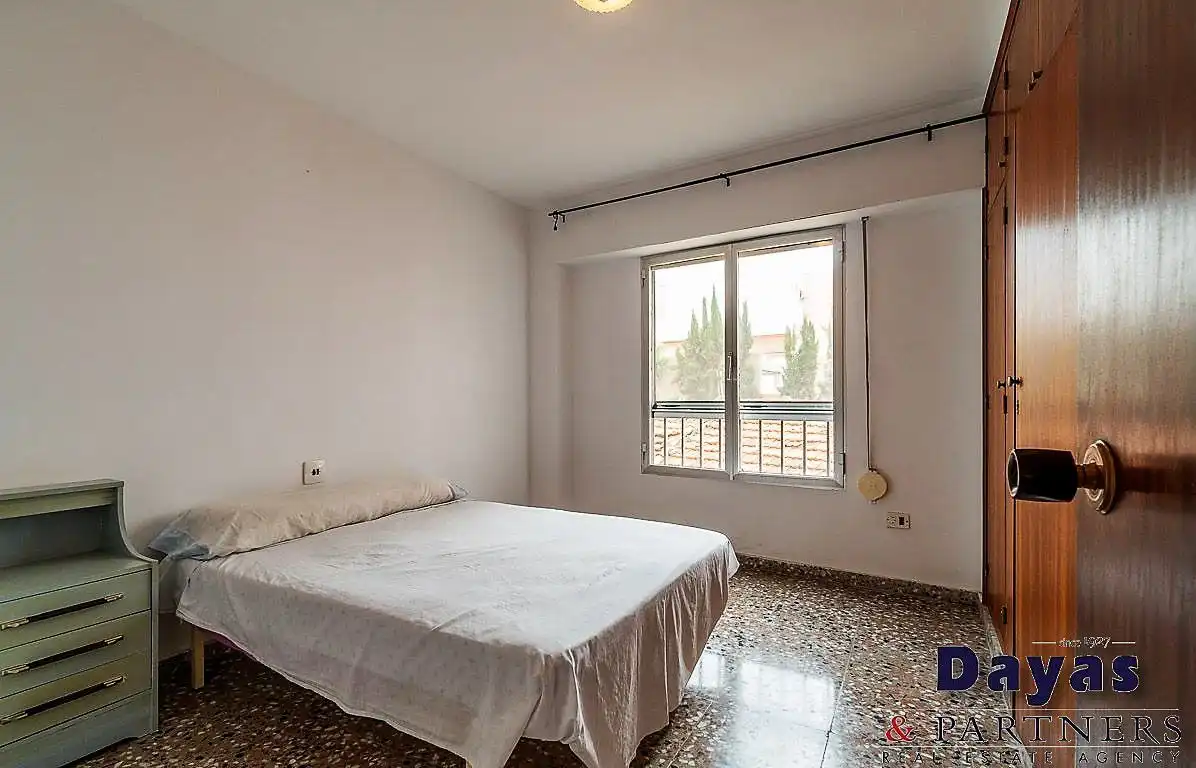 Bedroom of Buildings for sale in Torrevieja