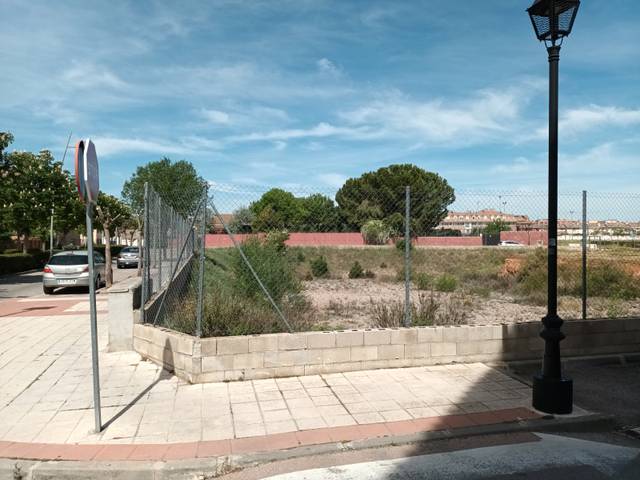 Terreno residencial en Venta en PRINCIPES DE ASTURIAS en Alovera