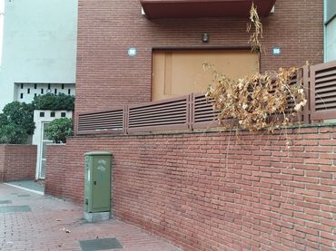 Aparcamiento con ascensor en venta en Pz. Esglesia (esquina calle Mare de Déu de Montserrat, 19)