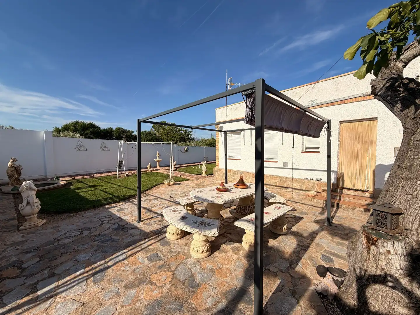 Terrace of Houses for rent in Aldover  with Private garden, Storage room and Swimming Pool