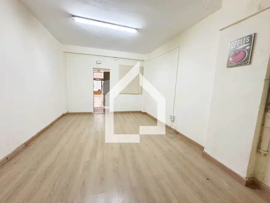 Local en venta en San Vicente del Raspeig / Sant Vicent del Raspeig con Parquet