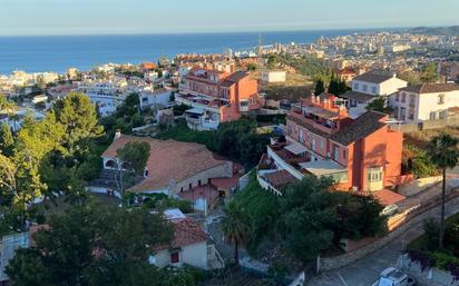 Vista exterior de Estudi en venda en Fuengirola amb Terrassa i Piscina comunitària