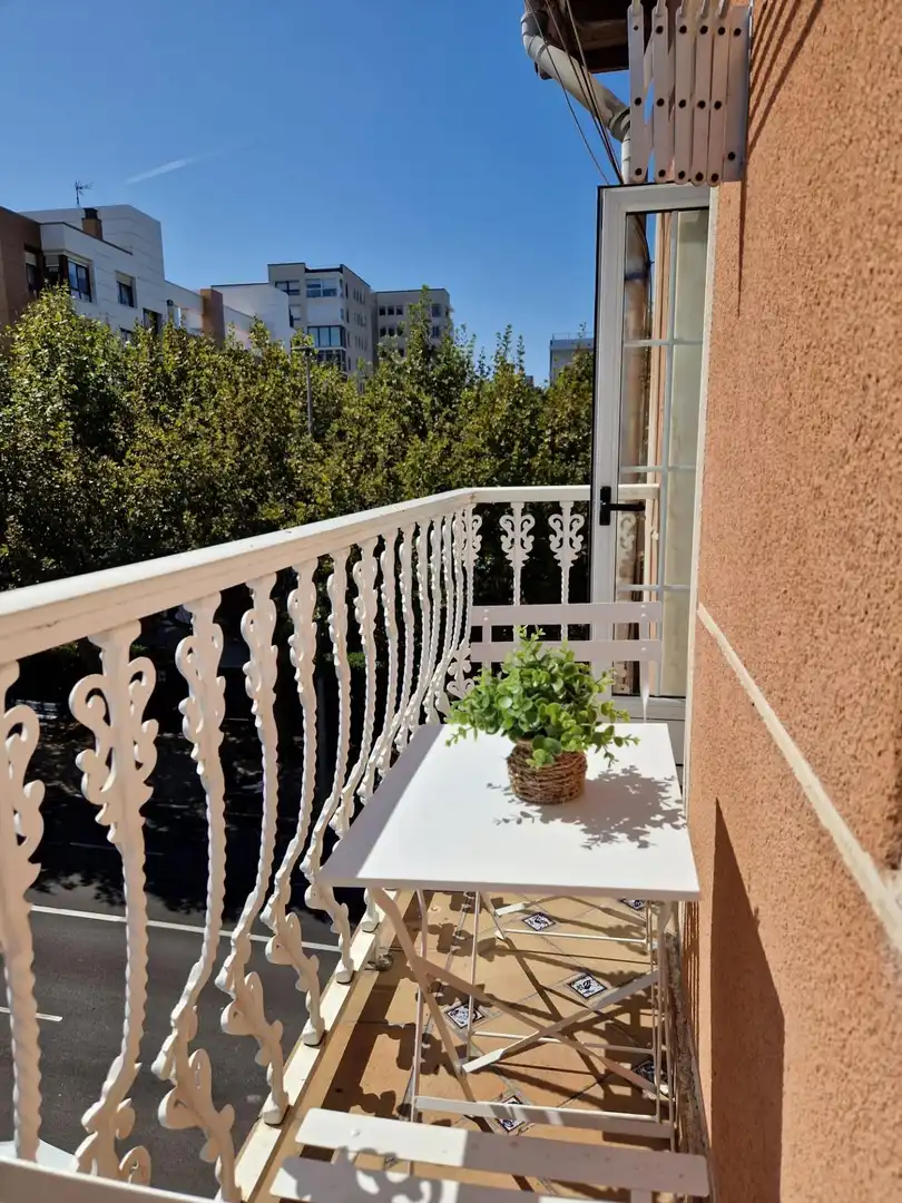 Terrasse von Wohnung zur Miete in Santander mit Heizung, Terrasse und Möbliert
