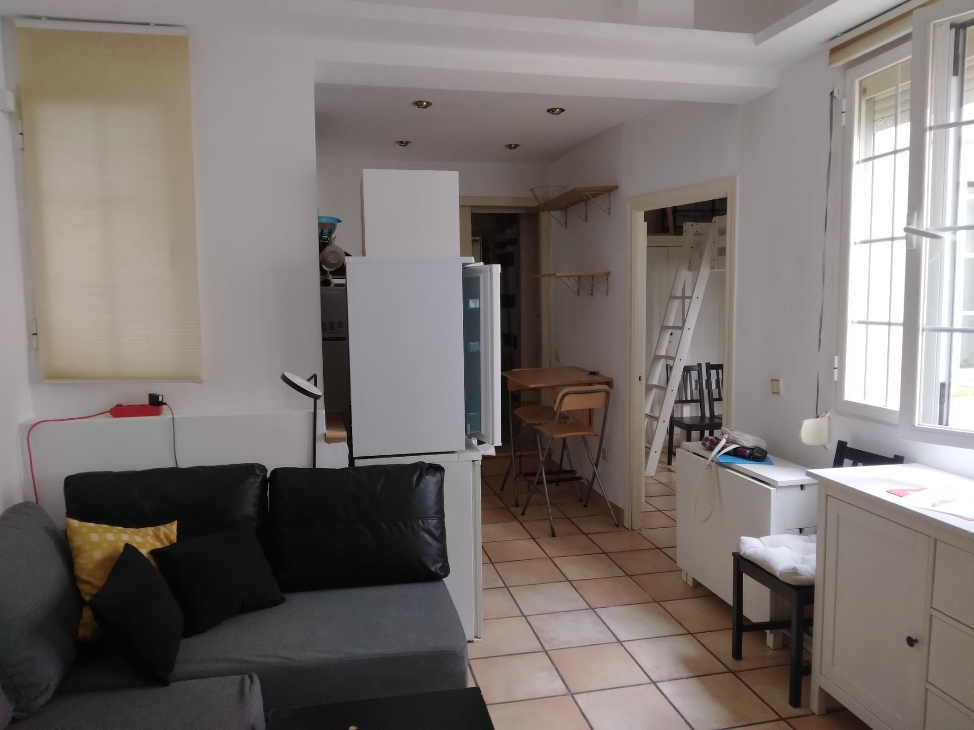 Cuina de Apartament de lloguer en  Madrid Capital amb Calefacció