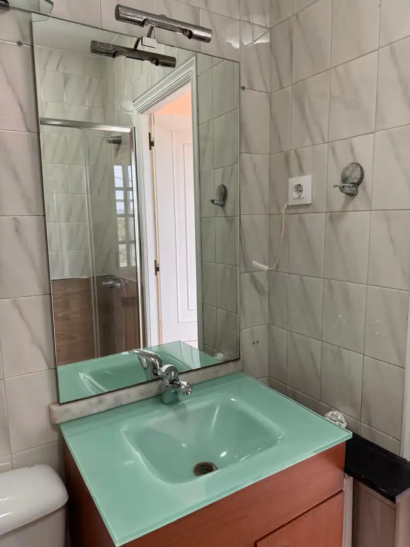Baño de Local de alquiler en Val do Dubra con Amueblado
