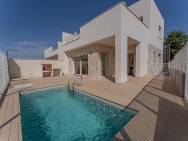 Chalet en venta en Hondón de las Nieves / El Fondó de les Neus