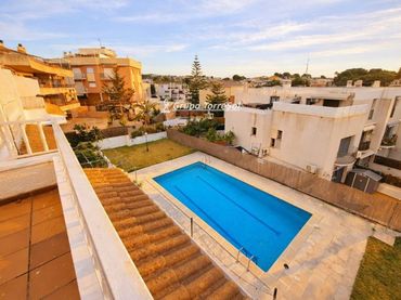 Maison mitoyenne avec piscine à vendre à Espanya