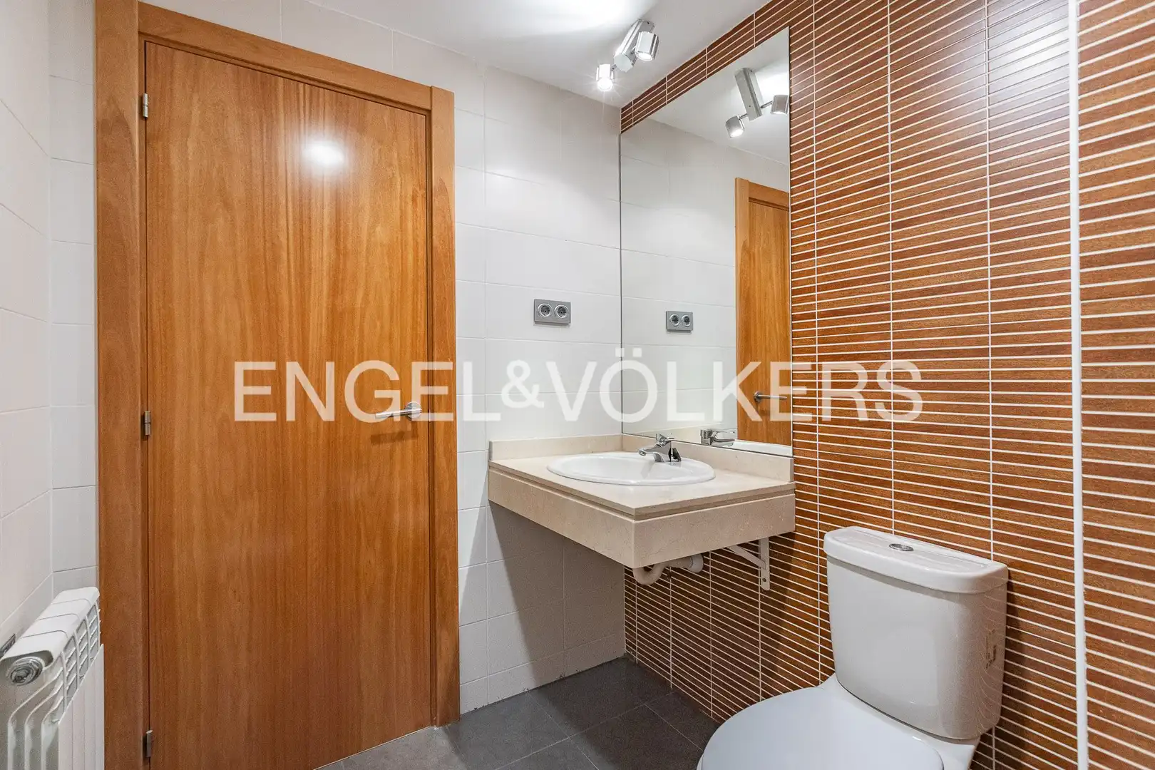 Piso en venta en Sabadell con Aire acondicionado, Calefacción y Jardín privado