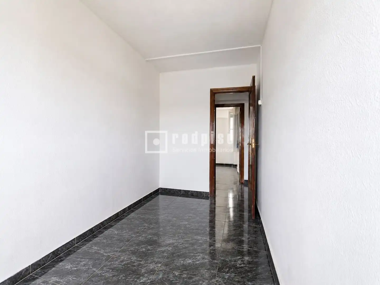 Habitación de Piso en venta en Xirivella con Aire acondicionado y Amueblado