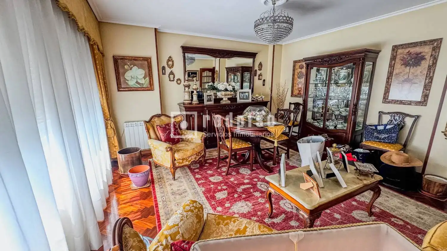 Sala de estar de Piso en venta en A Coruña Capital  con Parquet y Trastero