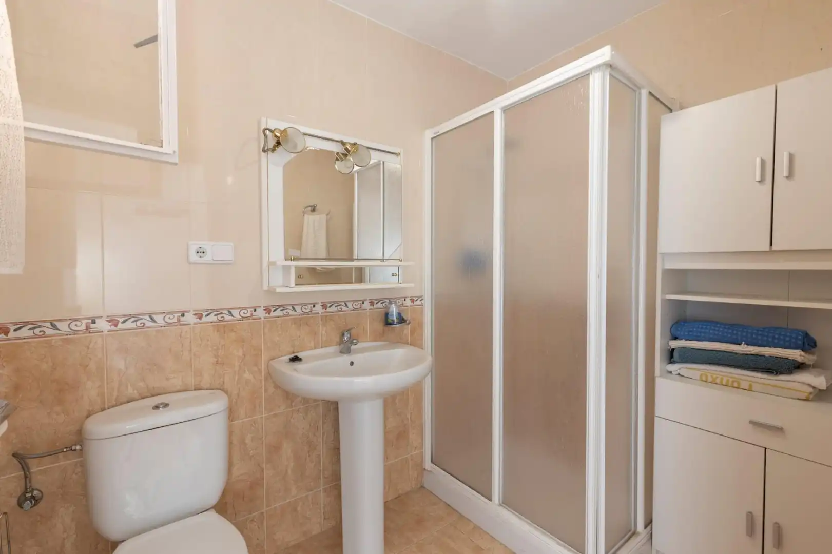 Bany de Casa o xalet en venda en Morelábor, Granada