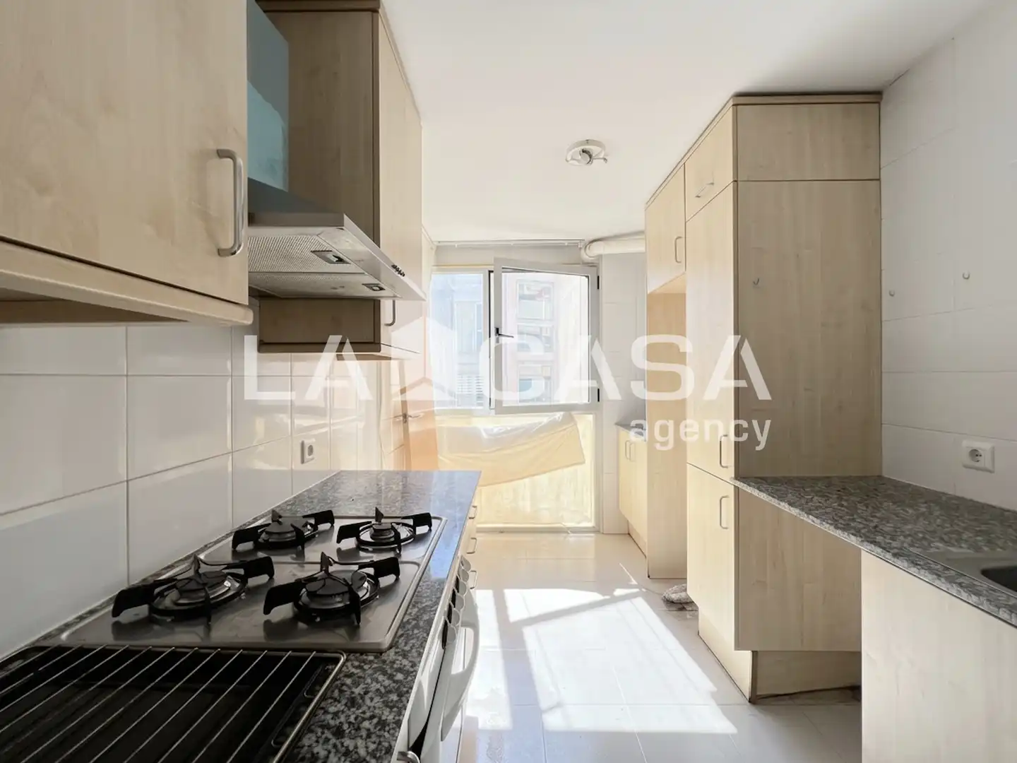 Cocina de Piso en venta en Badalona con Calefacción y Balcón
