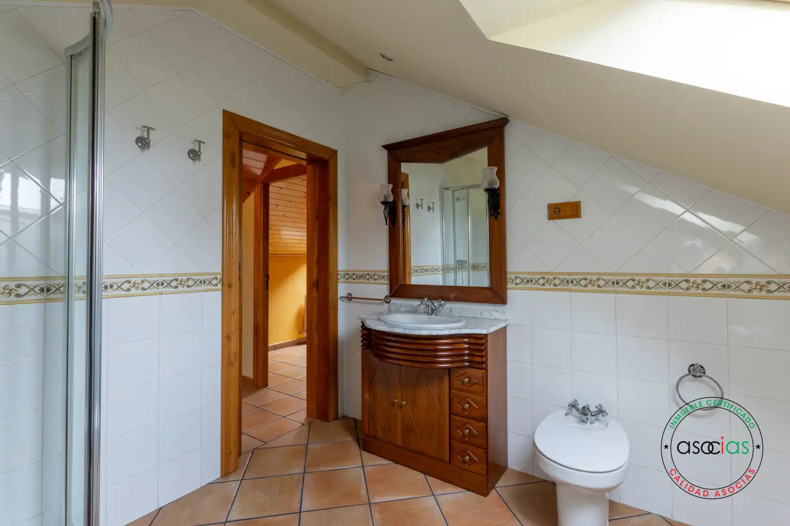 Bany de Casa o xalet en venda en Tineo amb Calefacció