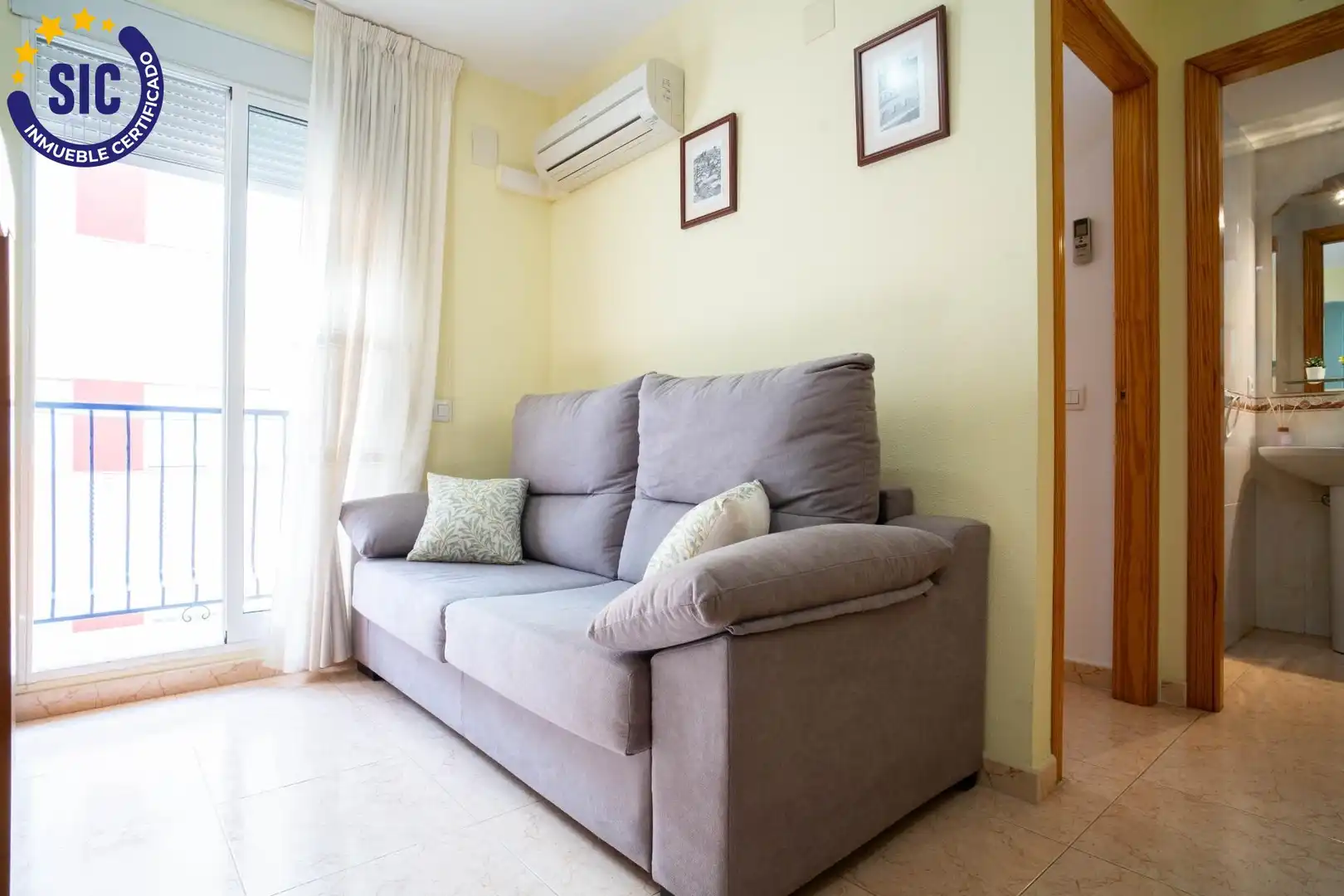 Sala d'estar de Pis en venda en Oropesa del Mar / Orpesa amb Terrassa, Moblat i Balcó