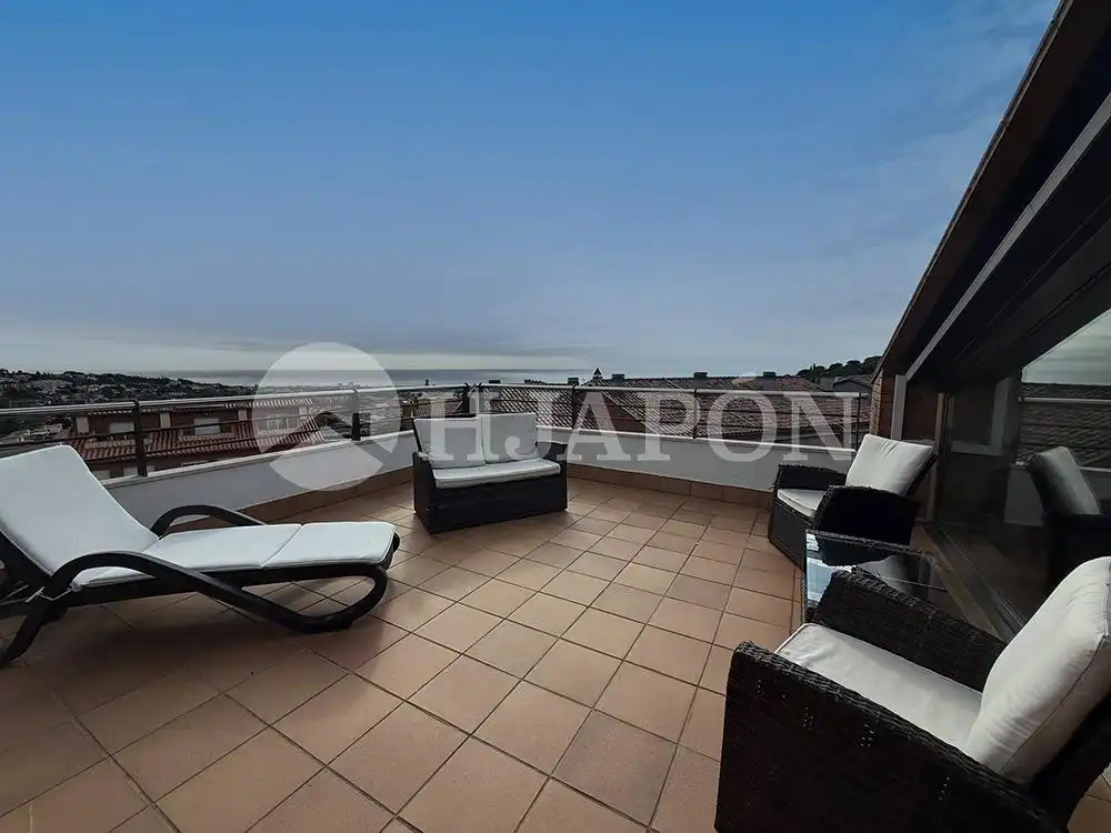 Terrassa de Casa adosada en venda en Vilassar de Dalt amb Aire condicionat, Calefacció i Jardí privat