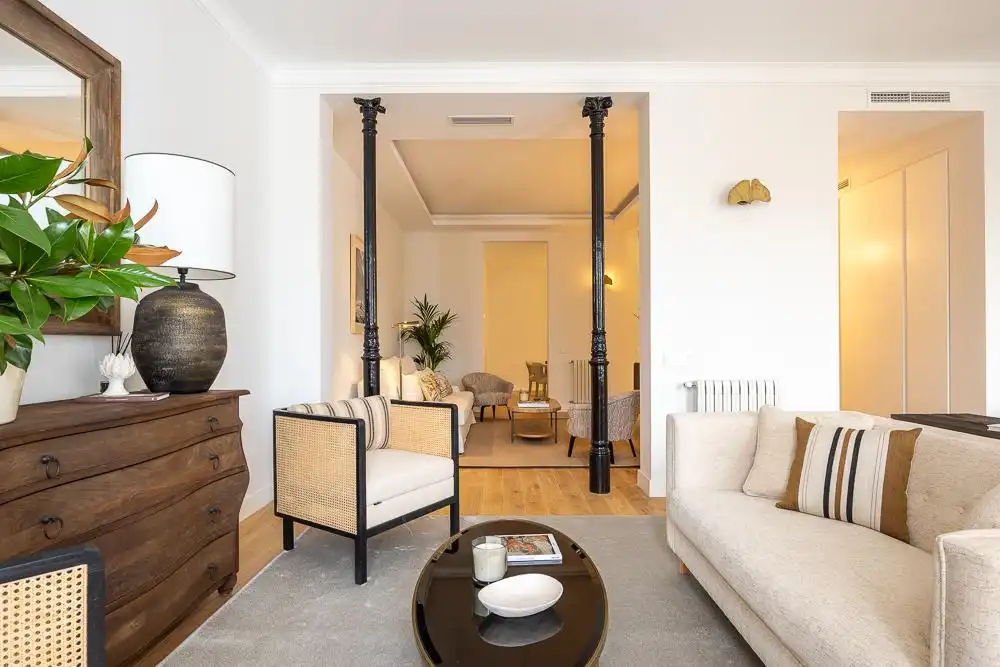 Flat with terrace for sale in De Alfonso Xii, imagen 5