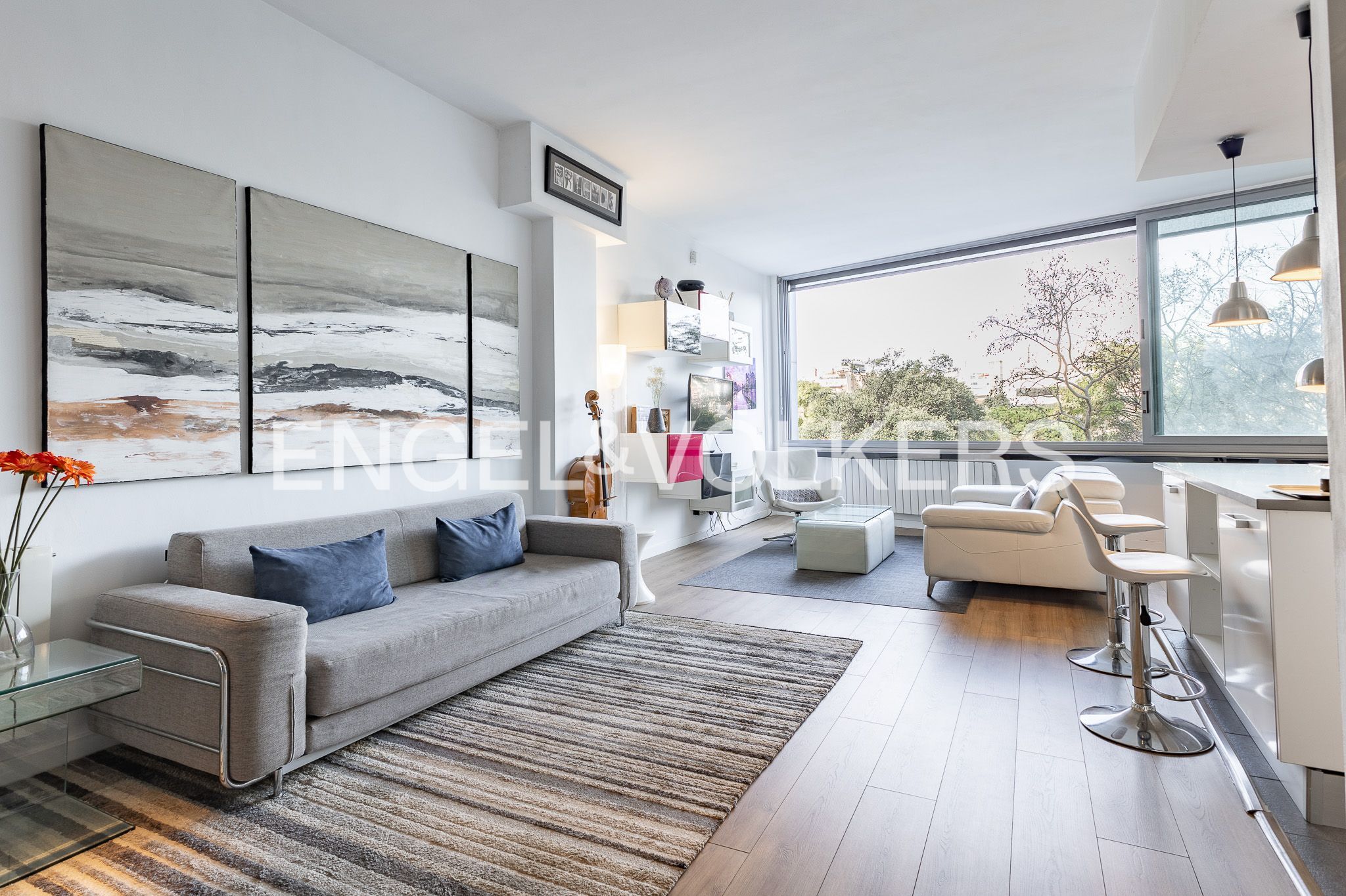 Living room of Flat for sale in  Barcelona Capital  with Air Conditioner, Heating and Parquet flooring