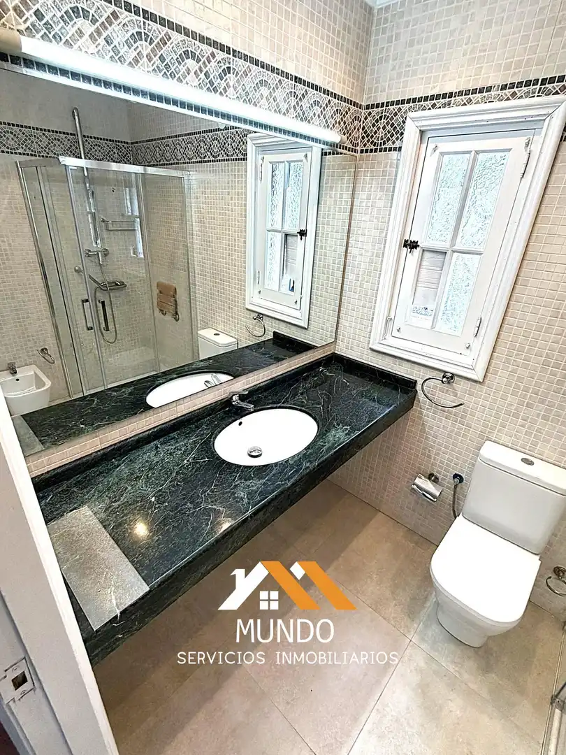 Bany de Casa o xalet de lloguer en Paterna amb Aire condicionat, Calefacció i Terrassa