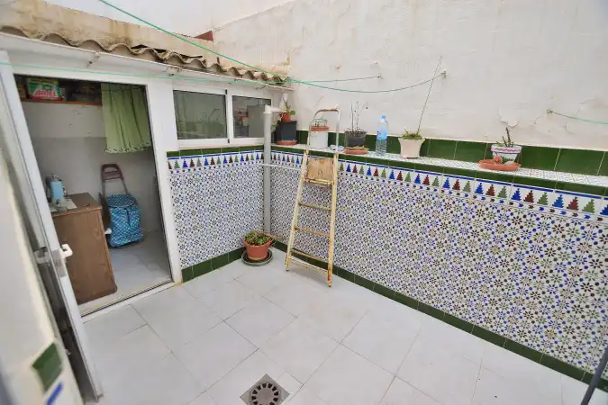 Reihenhaus mit Terrasse zum Verkauf in Calle Antonio Ordóñez 75, imagen 57