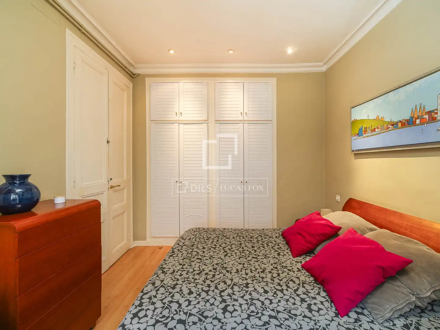 Schlafzimmer von Wohnung zum Verkauf in Barcelona mit Heizung und Balkon