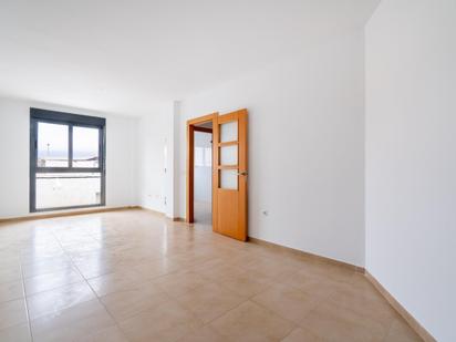 Flat for sale in Viator  with Alarm