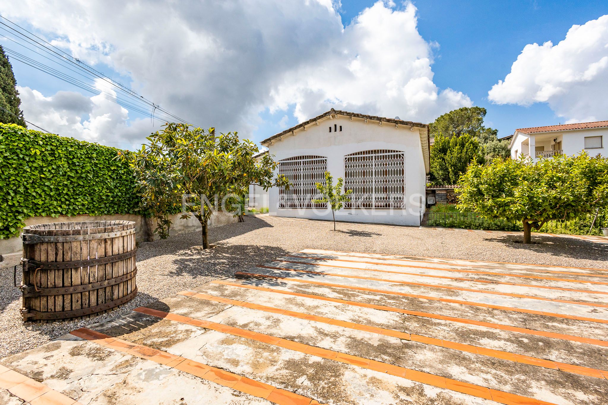 Vista exterior de Casa o chalet en venta en Esparreguera con Calefacción y Jardín privado