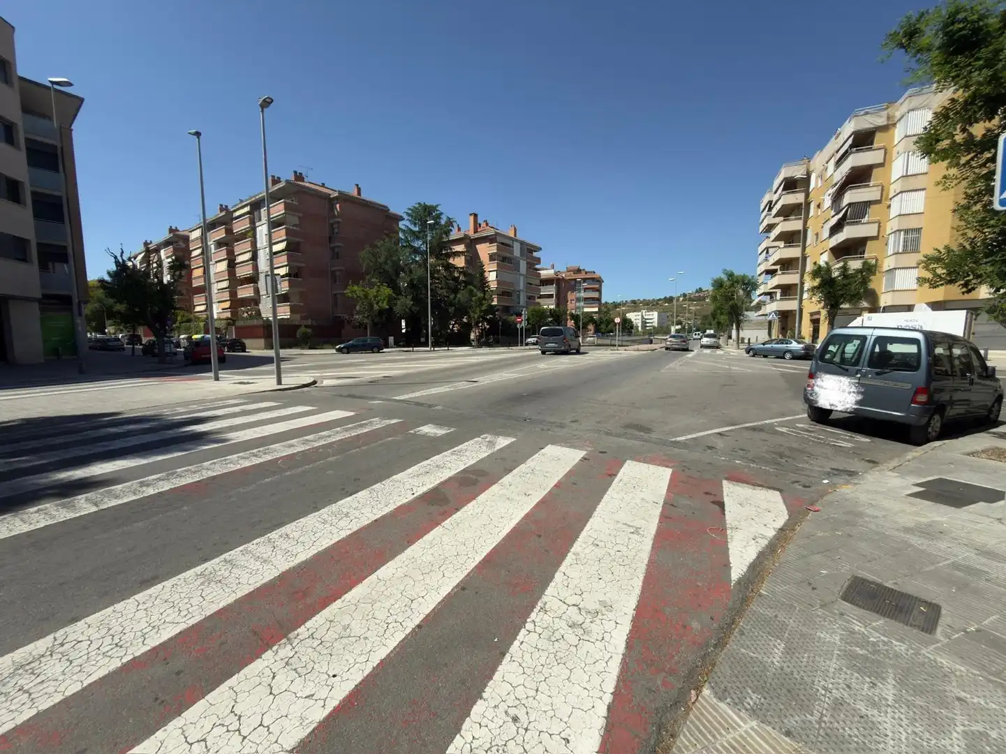 Außenansicht von Garage zum Verkauf in Igualada