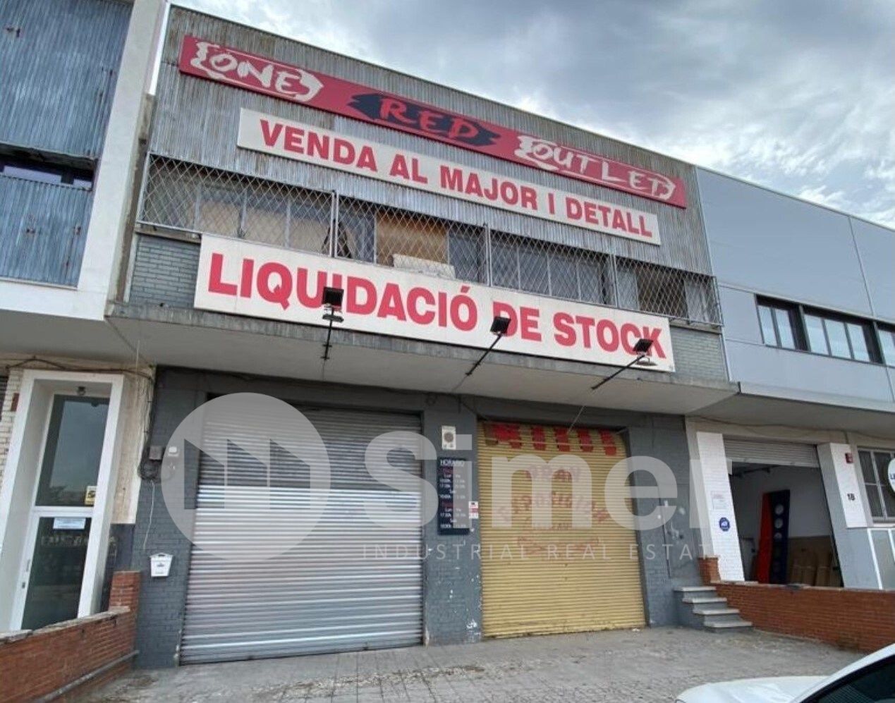 Nau industrial en venda en Cornellà de Llobregat