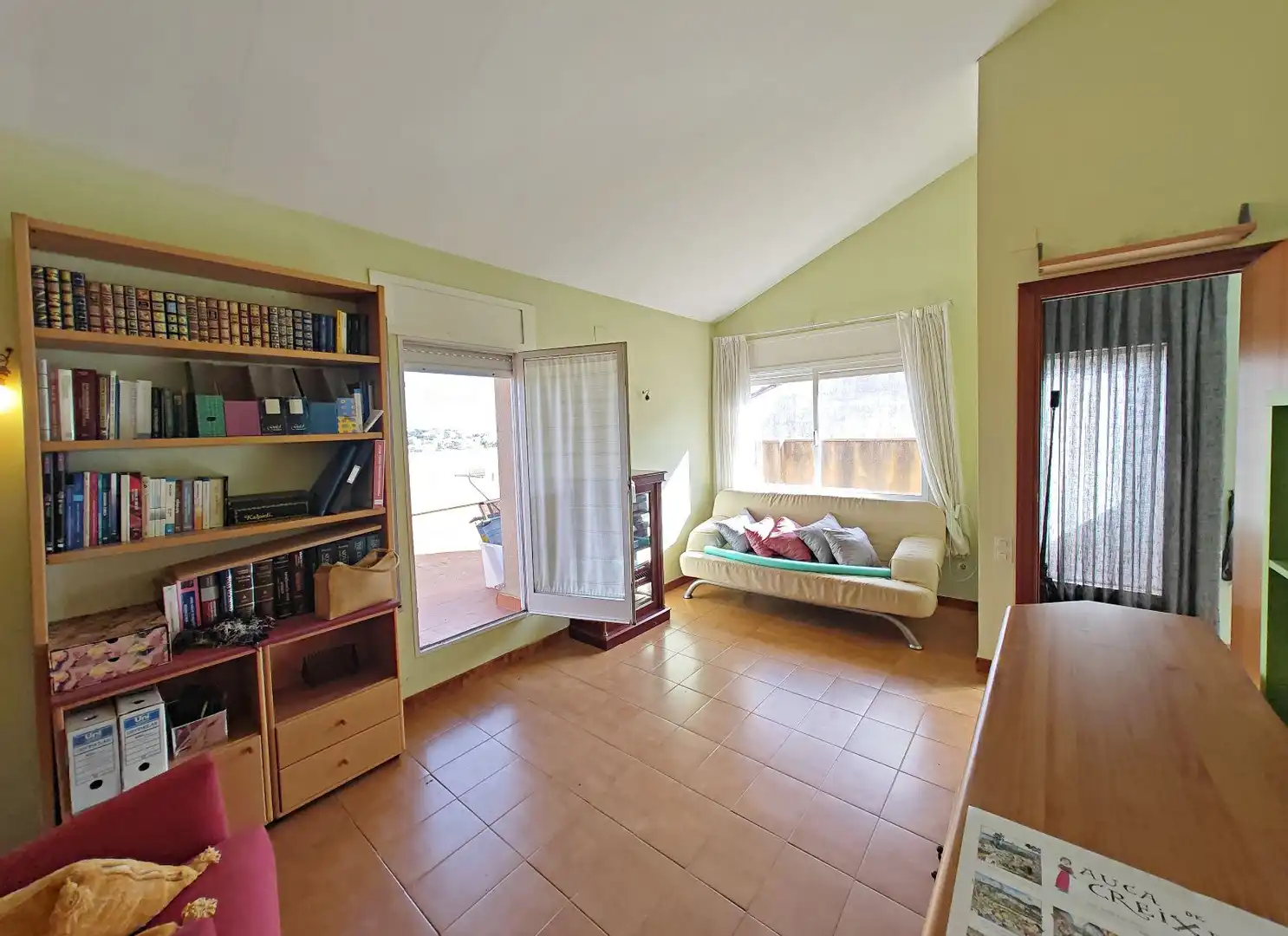 Bedroom of Houses for sale in Creixell  with Air Conditioner, Heating and Terrace