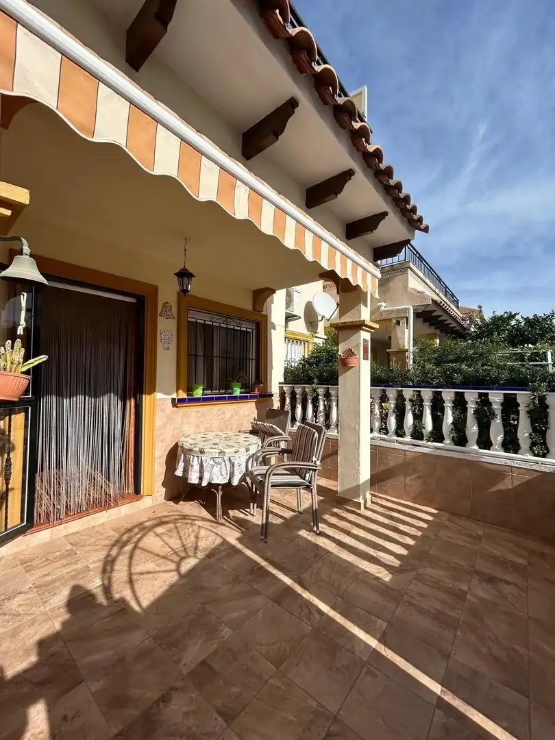 Terrassa de Dúplex en venda en Torrevieja amb Aire condicionat, Terrassa i Piscina comunitària