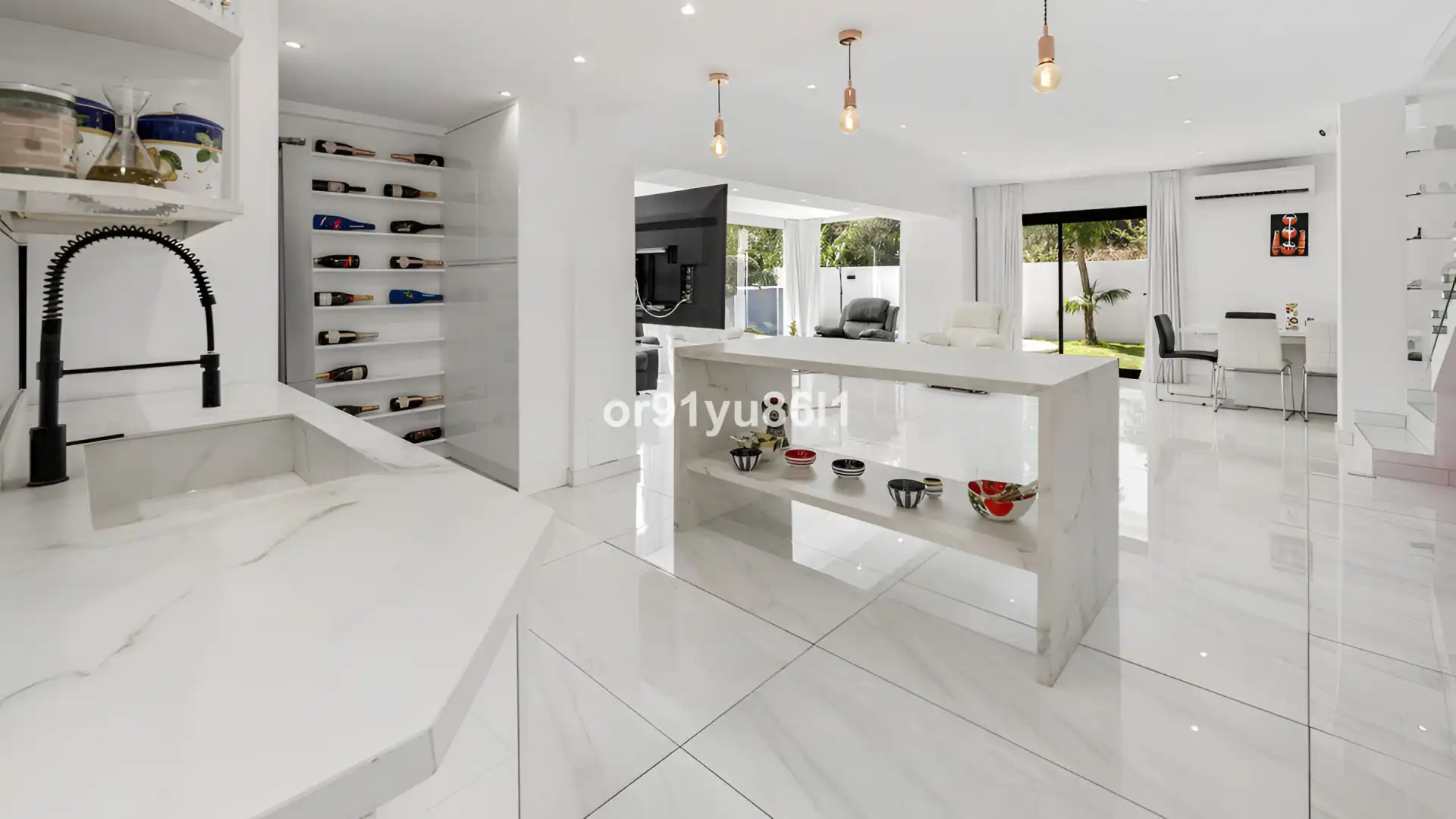 Casa con piscina en venta en Milla de Oro, imagen 3