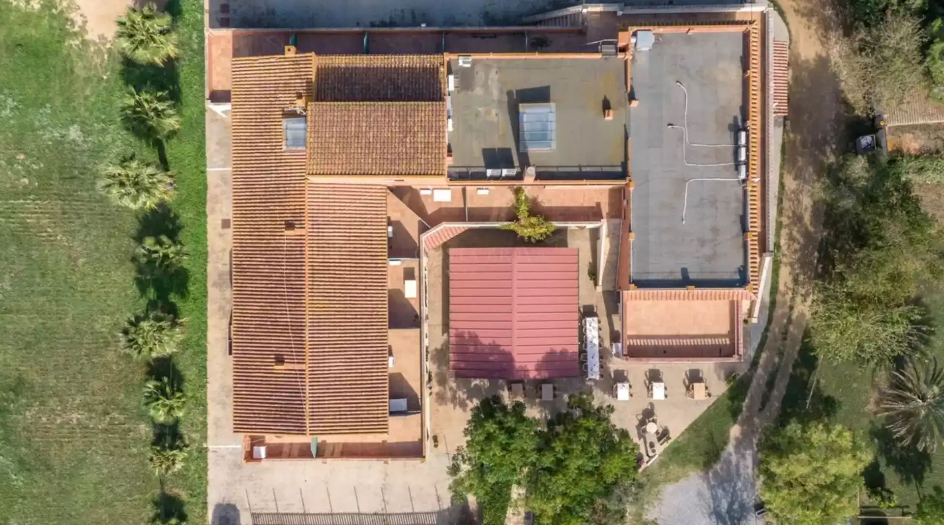 Vista exterior de Local en venta en L'Estartit con Calefacción, Terraza y Amueblado