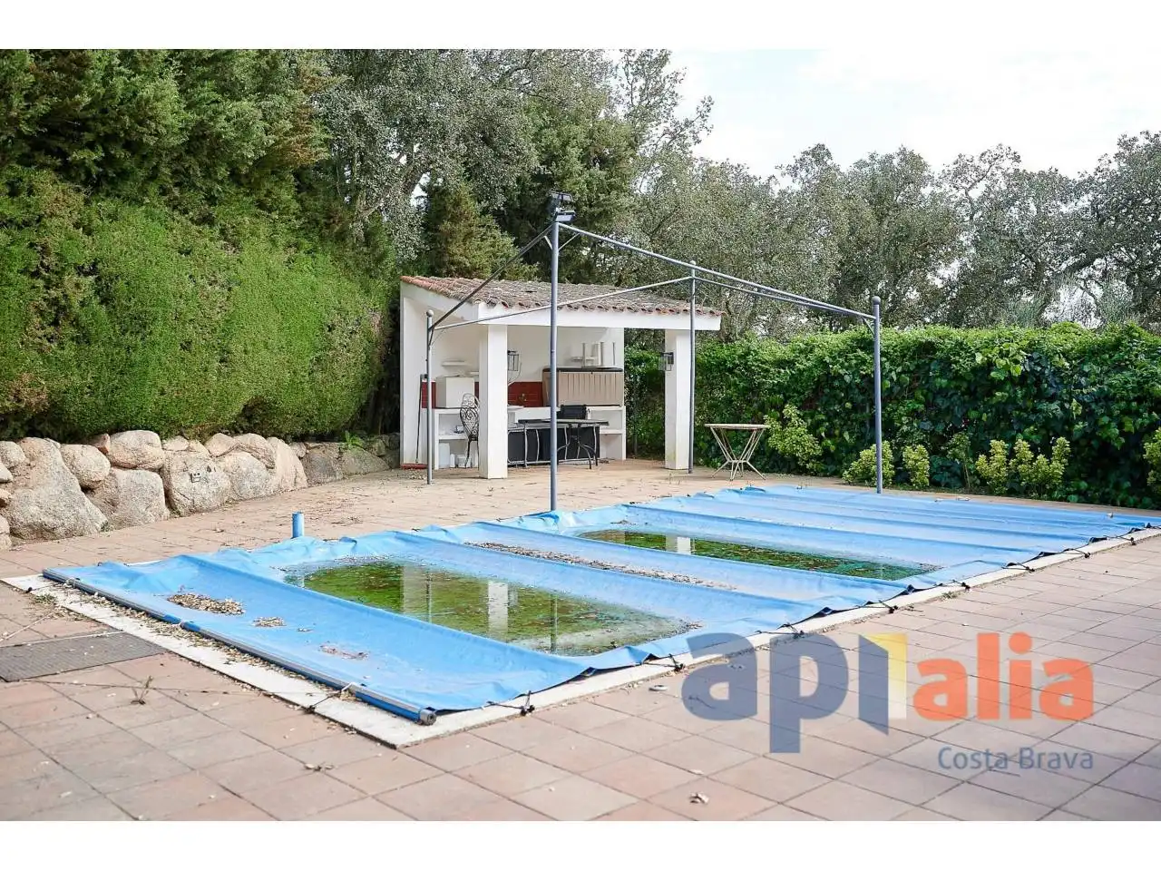 House with pool for sale in Calle  Roques Altes, imagen 4