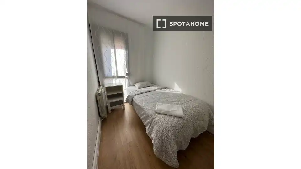 Habitación en Montigalà