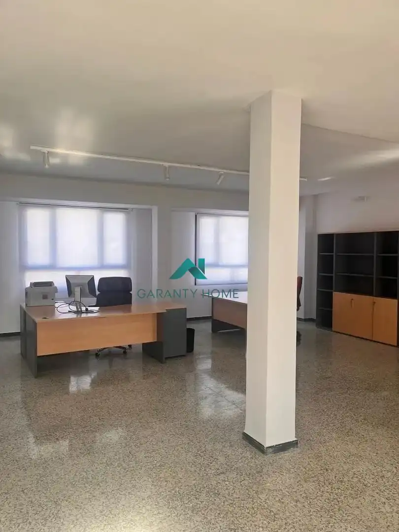 Oficina de lloguer en Valladolid amb Aire condicionat, Calefacció i Moblat